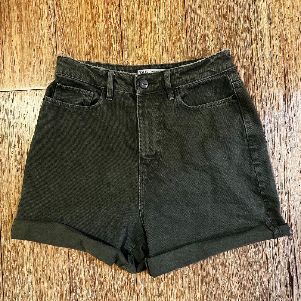 Army Green Cuffed Zara Shorts